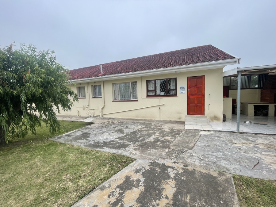 4 Bedroom Property for Sale in Willow Park Eastern Cape